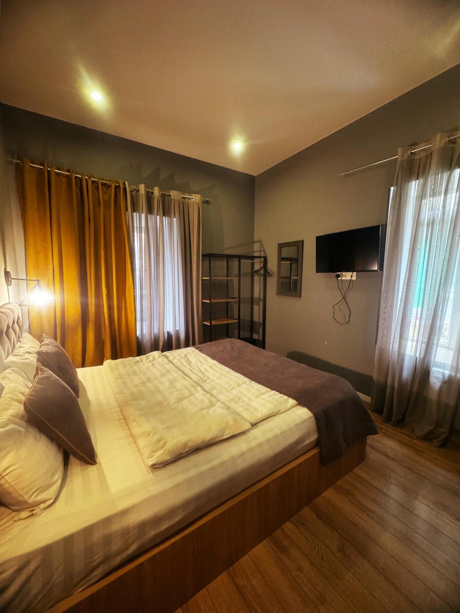 Hotel Classic Corner Tbilisi Eksteriør bilde